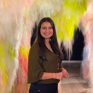 Meet your Posher, Mallika